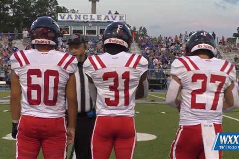 Hancock keeps streak alive in 35-14 victory at Vancleave