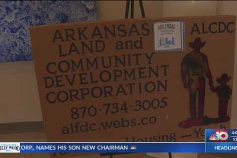 South Arkansas farmers gather to learn more about resources available to have a big harvest