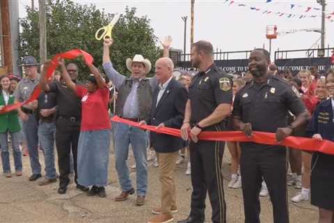 WATCH: Ribbon cutting for 2023 Mississippi State Fair