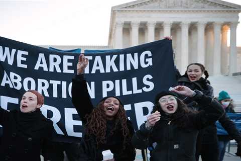 Abortion rights advocates say consequences dire if SCOTUS declines to hear pill case ⋆