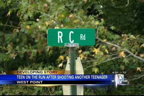 Teenager shot Tuesday night in Clay County