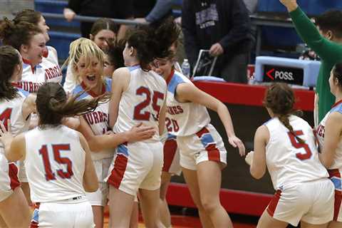 Abbey Miner’s game-winning layup completes wild comeback for Marian Central against Rockford..