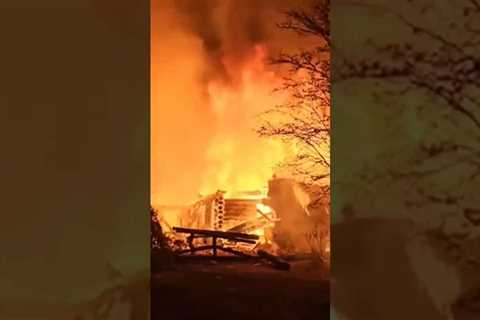 St. Tammany Parish firefighters battle huge house fire #news