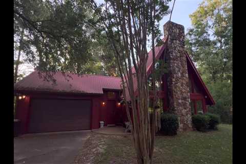 Focused on Mississippi: Haunted House in Florence