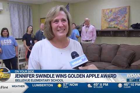 Bellevue Elementary School teacher wins Golden Apple Award