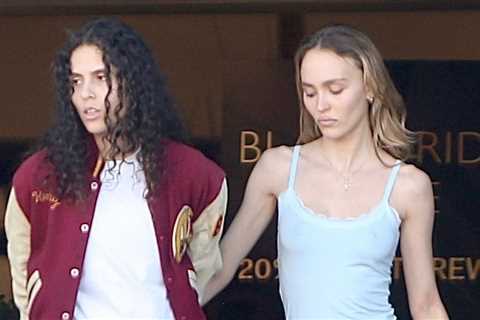 Lily-Rose Depp & Girlfriend 070 Shake Hold Hands While Furniture Shopping | 070 Shake, Lily Rose..