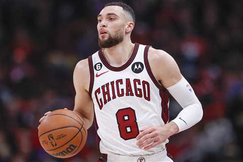 76ers Get Grim Update on Zach LaVine Trade Possibility, per Report