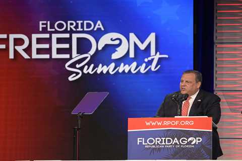 Christie, Hutchinson get a stormy reception at Florida voter summit