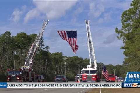 Gautier High School pays tributes to local veterans