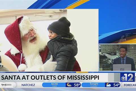 Santa visits Outlets of Mississippi in Pearl