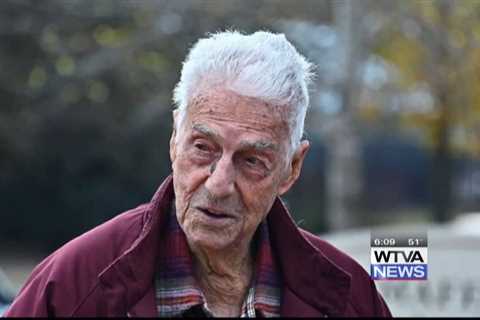 97 Year Old MSU Baseball Alum Attends Egg Bowl