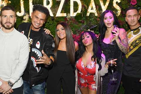 6 ‘Jersey Shore’ Stars Are Parents, & Another Froze Their Eggs for the Future | Celebrity Babies,..