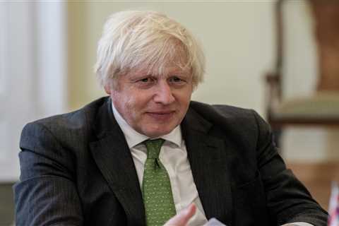 Boris Johnson to Defend Handling of Covid Pandemic Amidst Cummings' Claims