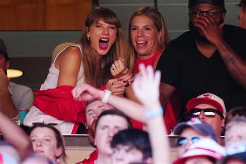 Taylor Swift arrives at Chiefs-Packers game in Green Bay – NBC Bay Area