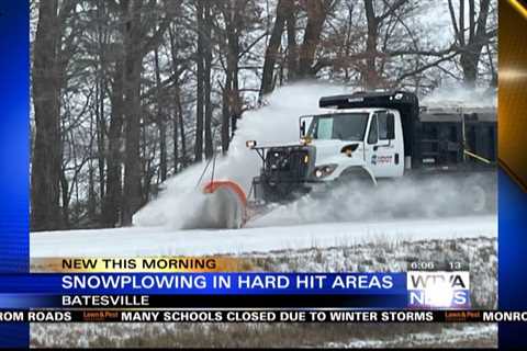 MDOT snowplowing roads throughout north Mississippi