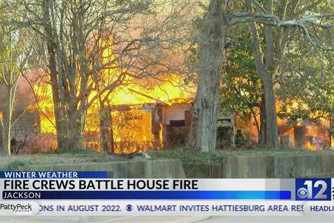 Jackson crews respond to Robinson Street house fire