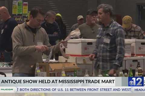 Antique show held at Mississippi Trade Mart