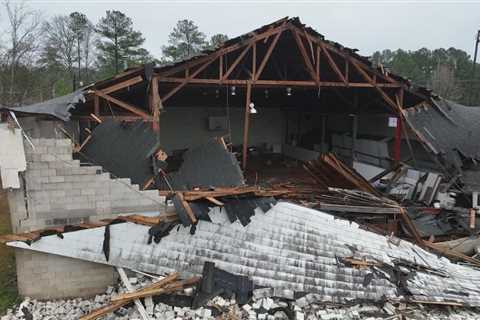 Stonewall landmark collapsed Thursday night