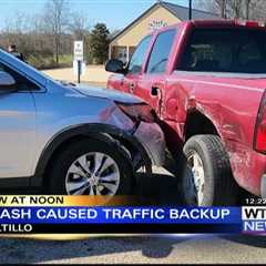 SUV, pickup truck collide Monday in Saltillo