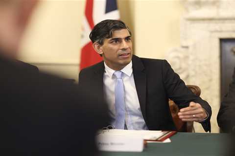 Rishi Sunak Considering October Election to Avoid Global Insecurity