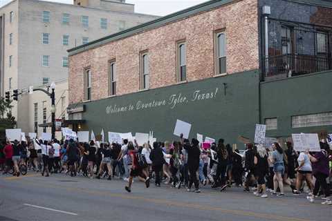 Why a Black woman killed by Texas police drew little attention