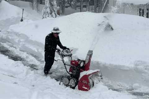 Weakening wind but more snow after massive blizzard in the Sierra Nevada – NBC Bay Area