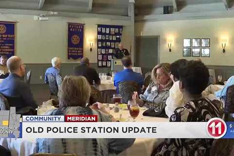 Lauderdale County Sheriff Ward Calhoun speaks at Rotary Club luncheon