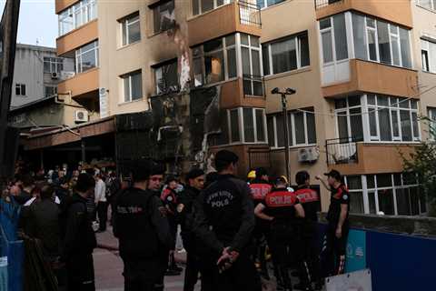 Istanbul nightclub fire leaves dozens dead