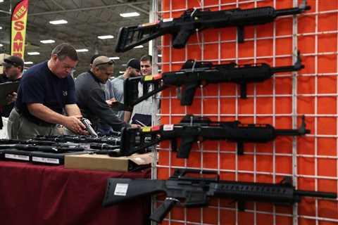 New rule to close ‘gun show loophole’ finalized by Biden administration • Florida Phoenix