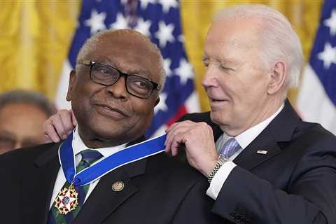 Presidential Medal of Freedom to 19 politicians, activists, athletes and more – NBC Bay Area