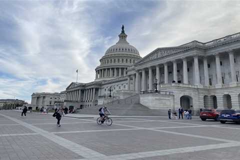 Congress brokers deal on government spending deadlines, trying to avoid shutdown