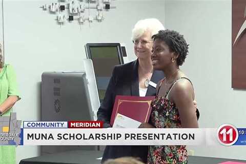 MUNA Scholarship presentation