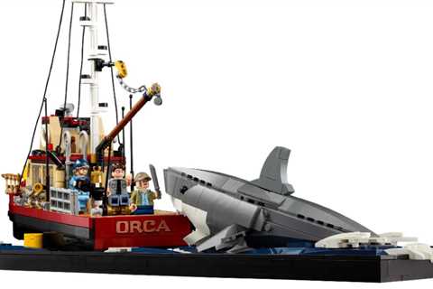 Lego is releasing a Jaws set in August that recreates the final showdown on Quint’s boat