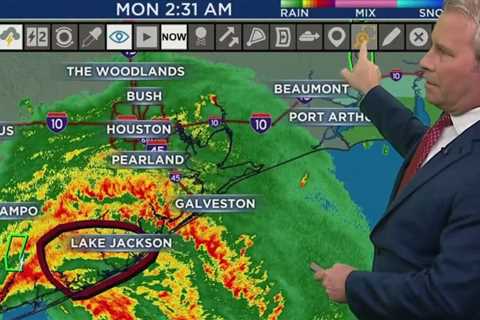 Latest updates on Hurricane Beryl from KPRC 2 Meteorologists