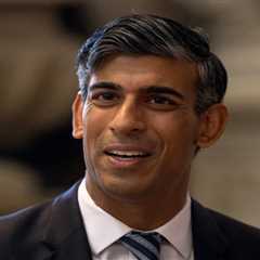 Rishi Sunak urges Tories to unite to avoid losing power