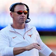 Texas Longhorns regain top spot in AP poll after chaotic Saturday in college football