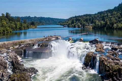 Exploring Public Policies for Economic Development in Clackamas County, Oregon