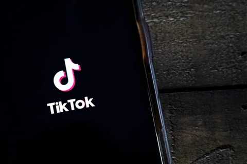 Meta Aims to Attract TikTok Creators During Uncertain Times