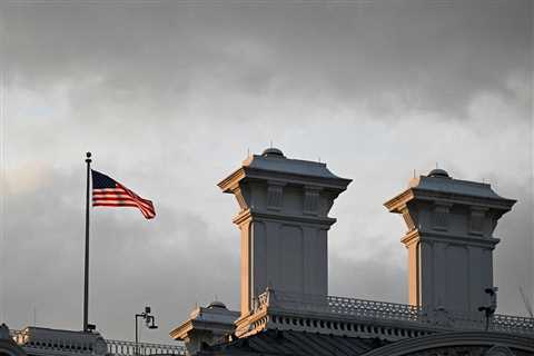 AI Tool by DOGE Aims to Eliminate Half of Federal Regulations