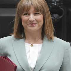 Why Rachel Reeves Should Be Losing Sleep Over France's Economic Meltdown