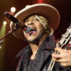 Stevie Wonder and Lauryn Hill Shine at Event