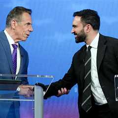 Polls Live Updates – Latest News from Hollywood Life