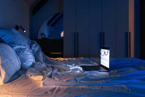 Sleep in Total Darkness: Scientists Reveal New Benefits