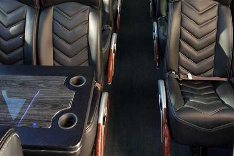 Exploring Middle Tennessee: Tips for Finding Affordable Bus Tours